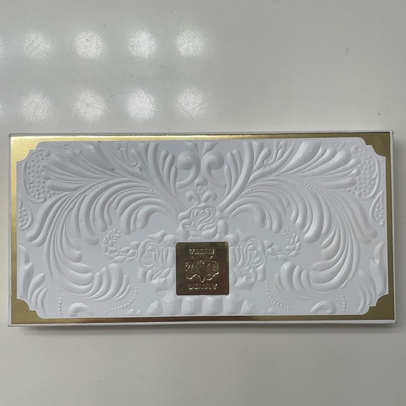 KVD Edge of Reality Palette - Picture 2 of 5